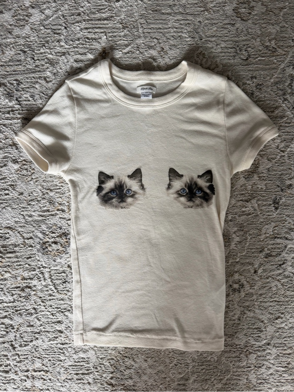 Urban Outfitters Cream Cat Graphic T-Shirt with Blue-Eyed Kittens
